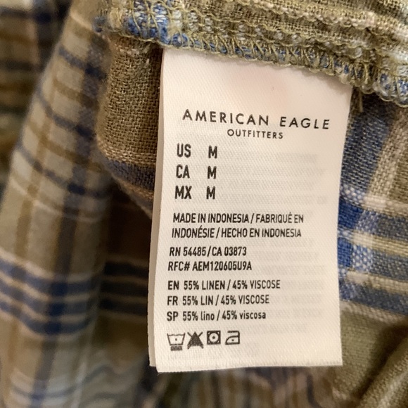 AE Button Down Shirt (M) - Picture 4 of 4